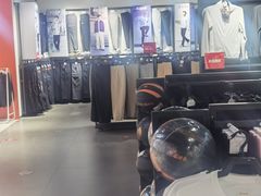 -枫叶小镇奥特莱斯