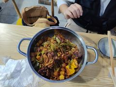 -内蒙焖面大盆骨餐馆(山大路店)