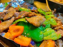 铁板牛肉-五七油焖大虾(合川总店)