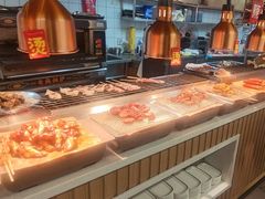 -四囍码头海鲜烧烤自助火锅(外滩南京东路悦荟广场店)