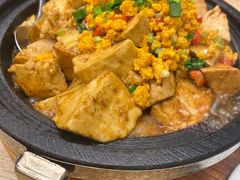 石锅海胆豆腐-品海楼·大连海胆锅贴馆(东港店)