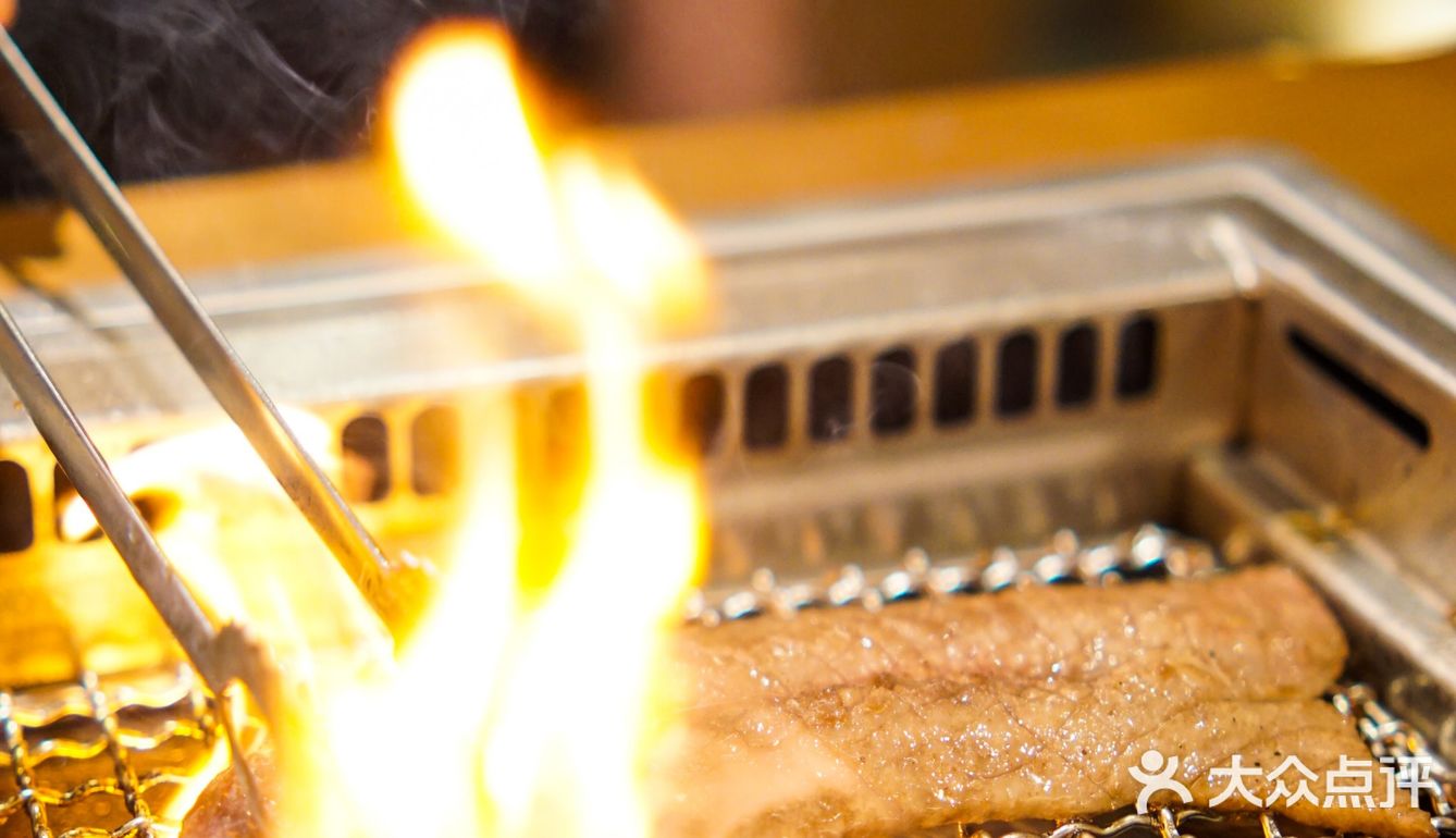 这么霸气的牛舌真的把我吸引到了