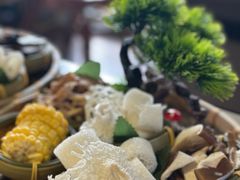 -慢丽江·云南野生菌土鸡锅(西山店)
