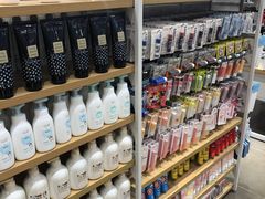 -名创优品(天津市河东万达广场店)