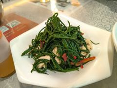 -汗腾格里·风味餐厅(新疆驻京办店)