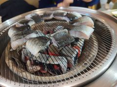 -围炉肉舍•炭烤活鳗•丹东海鲜烤肉(步行街店)