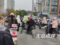 -万达广场(南昌红谷滩店)