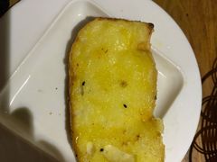 面包诱惑-江城老胖串店(湖西路店)