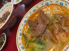 半筋半肉面-金杨拉面王小吃面馆·牛三宝面·红烧牛肉粉