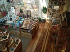 -猫的天空之城概念书店(苏州平江店)
