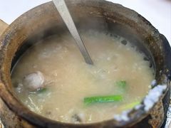 -长城砂煲田鸡粥