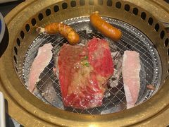-山川小町·极番烧肉(新地假日广场店)