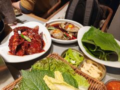 -草家酱蟹炭火烤肉店(珲春南路一店)