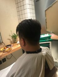 -PE SALON