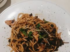 -汤姆家的牛排意面披萨(新城市广场店)
