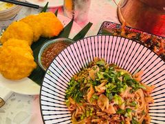 油焖干拌饵丝-浩海火燒雲傣家菜(芮欧百货店)