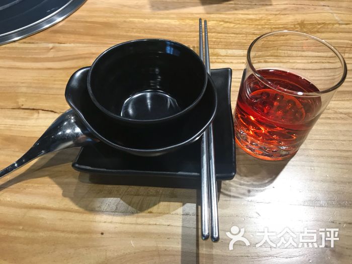 牛岛烤肉专门店(奉天店)餐具摆设图片 - 第9张