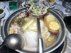 -禄婶鸡煲·打边炉