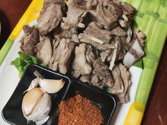 手抓羊肉-如意林卡藏餐吧(大昭寺店)