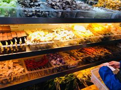 自助取餐区-万记麻辣烫国展总店