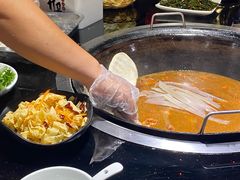 -地主大院铁锅炖(创业街店)