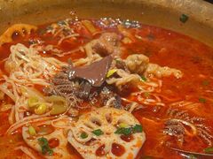 -张翻越·川渝冒菜·武汉黑鸭煲(城北万象城店)