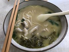 -明呈黄鱼面馆(斜土路店)