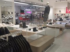 -hotwind热风(中贸广场店)