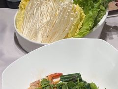 -红鼎豆捞·非遗鲍皇汤火锅(宝丰路店)