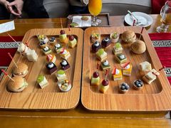 -昆明华邑酒店-鲜艳全日餐厅