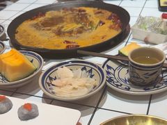 -旧街市鲜货老火锅(大光路店)