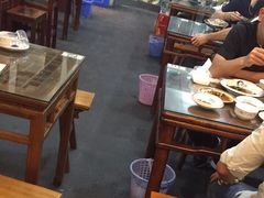 大堂-临街徽菜馆·正宗黄山味