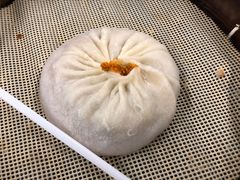 蟹黄汤包-忆秦园小笼包(惠山古镇总店)