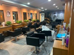 -水灵珑美容造型中心