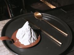 熔岩红茶火山-喜洲吧·江畔老船厂·庭院餐厅(喜临院店)