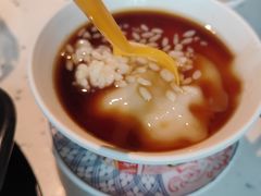 火遍全网的拉丝凉糕-米氏火鱼·泡椒鱼火锅(李子坝老店)