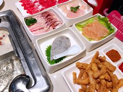 -海底捞火锅(九久奥特莱斯店)
