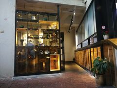 门面-怡得观滇餐厅·地道昆明菜·1996(海埂大坝店)