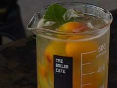 -锅炉咖啡·西餐·音乐酒厂