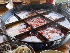 -正南齊北重庆老火锅(光华村直营店)
