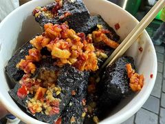 -黑色经典臭豆腐·湖南特产(步行街店)