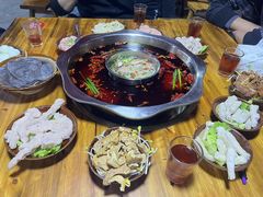 -正南齊北重庆老火锅(光华村直营店)