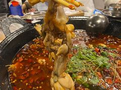-鸿顺老铁锅美蛙鱼府(解放碑店)