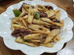 鲜笋炒牛肉-南记食粥坊·宵夜大排档(莲花总店)