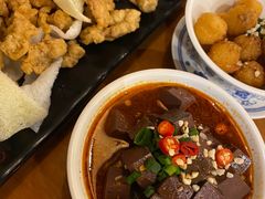 -炉小二铜锅牛蛙•川湘菜(三里屯店)