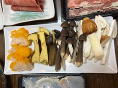-丽江庭院·云南野生菌·海鲜火锅(鼓楼四合院店)