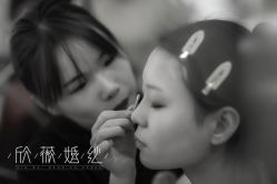 -欣薇婚纱(新源乐汇城店)