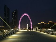 -南京眼步行桥