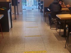大堂-麦当劳(徐汇漕溪北路百脑汇店)