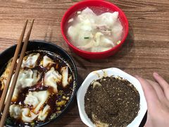 -继红顺河抄手名小吃